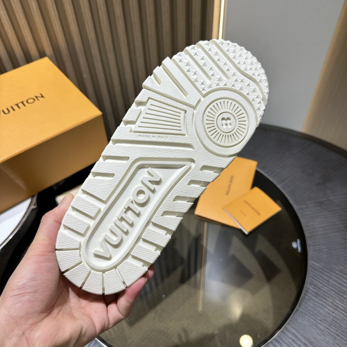 LV snekaers L0000521