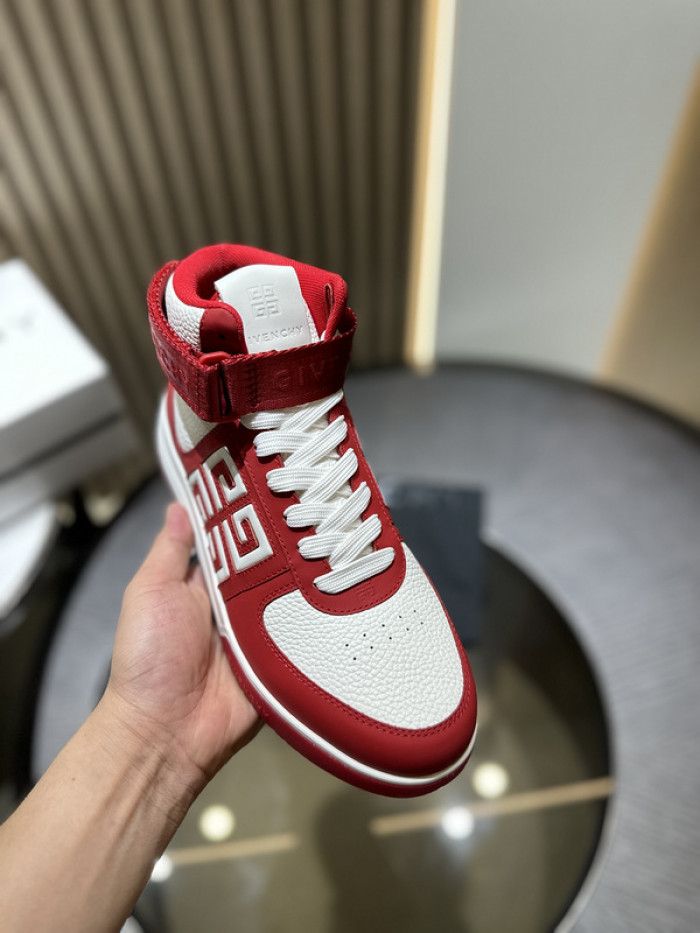 Givenchy Sneakers 660028