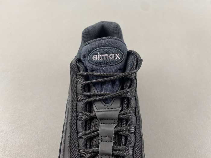 Nike Air Max 95 Essential Triple Black CL3705-001