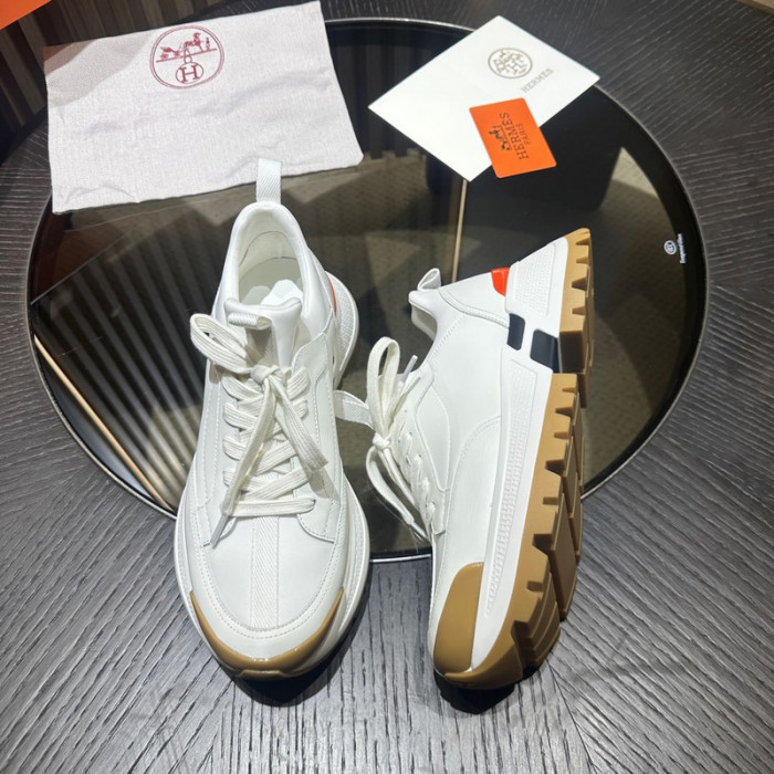 H**me5 snekaers hm044