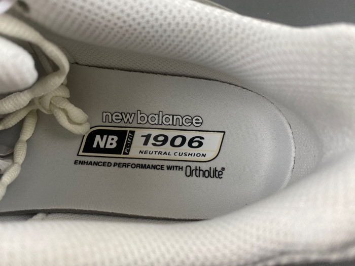 New Balance 1906R Pastel Pack M1906RWW