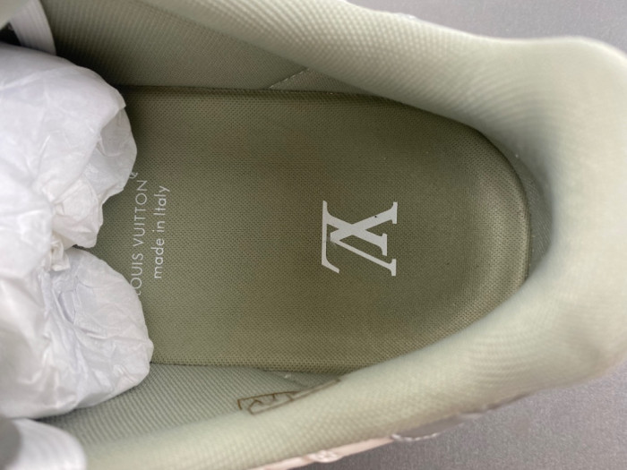 LV snekaers L0000617