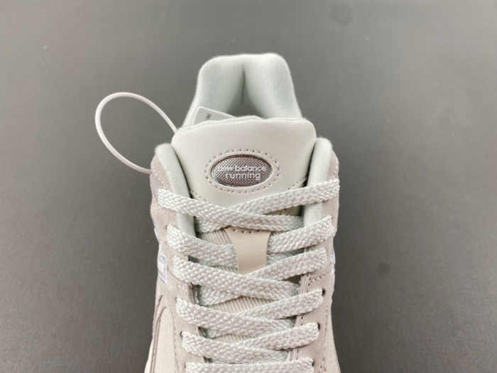 New Balance 2002R Reflection Sepia M2002REC