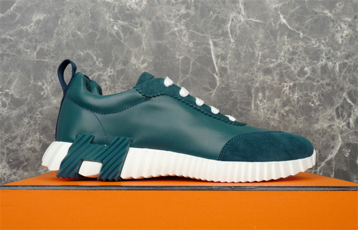 H**me5 snekaers hm010