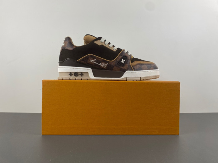 LV snekaers L0000630