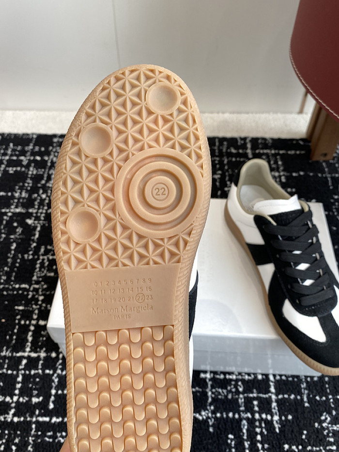 ma1s0n Marg*e1a calfskin s57ws0304