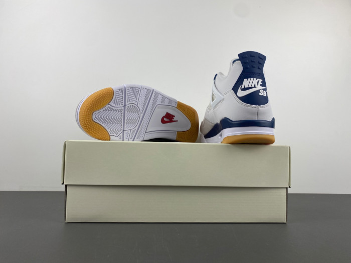 Air Jordan 4 Retro SB Navy DR5415-100